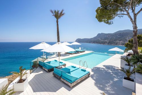 Villa Mar Azul Luxury villa in Ibiza with sea views close to the beach Villa mit privatem Pool in Es Cubells, Ibiza, Spanien für 12 Personen. Das Haus befindet sich 500 m vom Strand entfernt....