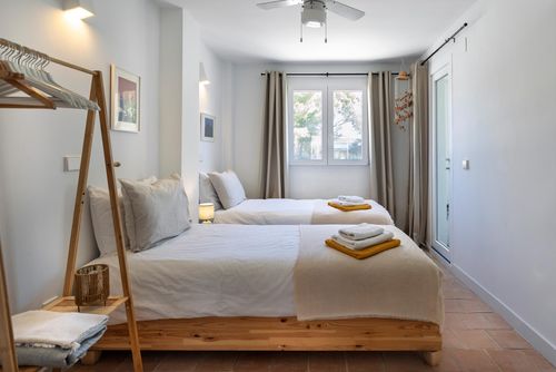 La Casita Escondida Apartment in Javea, Costa Blanca, Spain with communal pool for 4 persons. The apartment has 2 bedrooms and 1 bathroom....