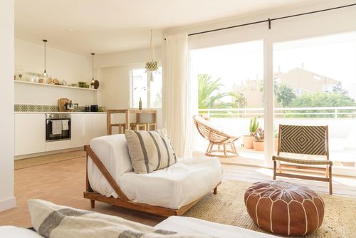 La Casita Escondida Apartment in Javea, Costa Blanca, Spain with communal pool for 4 persons. The apartment has 2 bedrooms and 1 bathroom....
