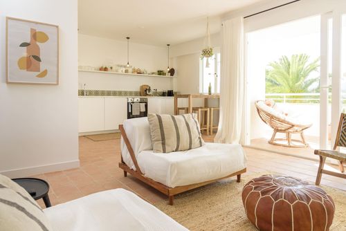 La Casita Escondida Appartement in Javea, Costa Blanca, Spanje met gemeenschappelijk zwembad voor 4 personen. Het appartement heeft 2 slaapkamers en 1 badkamer....