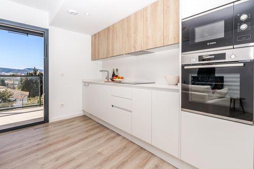 Altos Javea I Moderne und komfortable Wohnung in Jávea, Costa Blanca, Spanien, mit Gemeinschaftspool für 4 Personen. Die Wohnung befindet sich in einem städtischen Bereich, in der Nähe von Restaurants und Bars, Geschäften und Supermärkten und nur 2 km vom Strand La Grava, Puerto, Jávea entfernt....