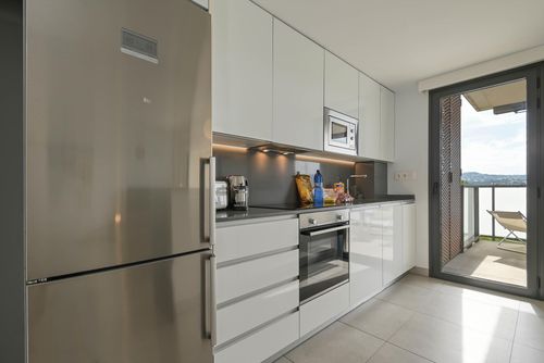 Appartement Blue Arenal: Javea, Costa Blanca, Espagne. Cuisine ouverte