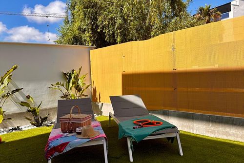 Villa Indy Wonderful and cheerful villa in Saint James, Warm Coast, Spain for 6 persons. The house is situated 2 km from the beach....