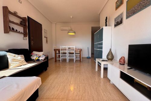 Mar Tirreno Apartamento en San Juan de los Terreros, Andalucía, España, con piscina comunitaria para 2 personas. El alojamiento ofrece vistas maravillosas a las montañas....