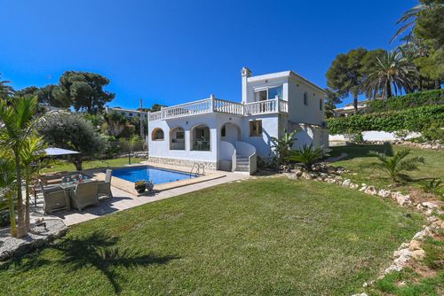 Mareja Modern and comfortable villa in Jávea, Costa Blanca, Spain with private pool for 8 persons. The house is situated in a residential beach area and at 3 km from El Arenal, Jávea beach....