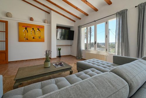 Les Carrasquetes 6 pax Grote en prachtige villa in Jávea, Costa Blanca, Spanje met privézwembad voor 6 personen. Het huis is gelegen in een kust-, bosrijke en residentiële omgeving en dicht bij restaurants en bars....