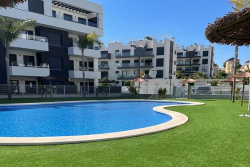 Valentino Vibes Modern and comfortable apartment in Orihuela Costa, Costa Blanca, Spain with communal pool for 4 persons. The apartment is situated in a coastal and residential area and is close to restaurants and bars....