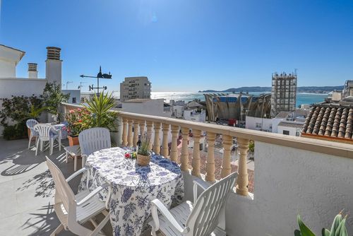 Marysol Beautiful and romantic penthouse in Jávea, Costa Blanca, Spain with communal pool for 6 persons. The house is situated in a residential beach area, close to restaurants and bars, shops and supermarkets, at 500 m from Playa de la Grava beach and at 0....