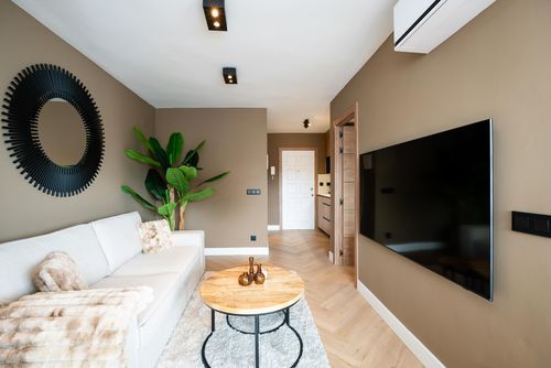 Aquamarina III Beachside Prachtig en luxe appartement in Calpe, Costa Blanca, Spanje met gemeenschappelijk zwembad voor 4 personen. Het appartement is gelegen in een vakantiecomplex, in een residentiële strandomgeving, dicht bij restaurants en bars, winkels en supermarkten, op 25 meter van het strand Playa de la Fossa en 25 meter van de Middellandse Zee....