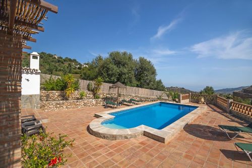 Precioso Cortijo con piscina privada AX-30F Kuća za odmor u Frigiliani, Costa del Sol, Španija s privatnim bazenom za 6 osoba. Kuća se nalazi u ruralnom, šumovitom i planinskom području....