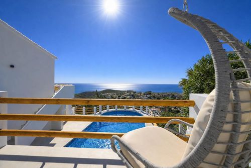 Dalias 6 pax Moderne und komfortable Villa in Benitachell, Costa Blanca, Spanien mit privatem Pool für 6 Personen. Das Haus befindet sich in einem Wohnstrandgebiet, 3 km vom Strand Cala Moraig und 3 km von Poble Nou de Benitachell entfernt....
