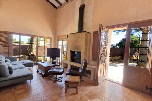 Casa Augusto Large and nice holiday home with heated pool in Denia, Costa Blanca, Spain for 8 persons. The house is situated in a hilly residential area and is 3 km from La Marineta Cassiana beach....