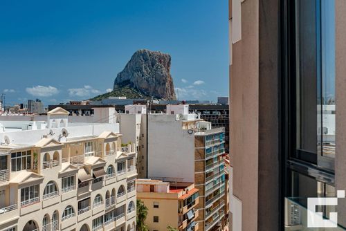 Calpe Beach I 6P - Grupo Turis Комфортабельная квартира с общим бассейном в Кальпе, Коста-Бланка, Испания для 4 человек. Квартира расположена в жилой пляжной зоне, рядом с ресторанами и барами, магазинами и супермаркетами, всего в 200 м от пляжа Ареналь-Бол....