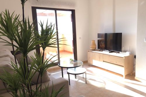 Casa Lijffijt Bel et agréable appartement avec piscine commune à Águilas, Murcie, Espagne pour 4 personnes. L'appartement est situé dans un quartier résidentiel côtier et vallonné, à 1 km de la plage Playa del Arroz / Calabardina....