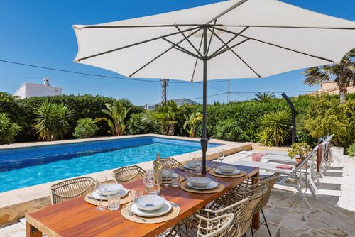Casa Roncadell Villa in Javea, Costa Blanca, Spain with private pool for 6 persons. The house is situated close to restaurants, bars and supermarkets and is 3 km from Granadella beach....