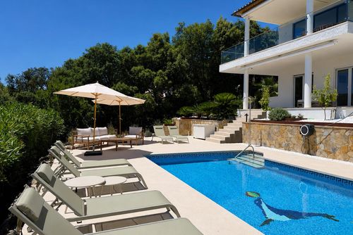 Villa Belleza Willa z prywatnym basenem w Santa Cristina d'Aro, Katalonia, Hiszpania dla 6 osób. Dom znajduje się w nadmorskiej i mieszkalnej okolicy....