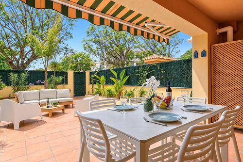 Apartamento La Flori: Jávea, Costa Blanca, España. Comedor al aire libre, Balcón/terraza y Salón exterior