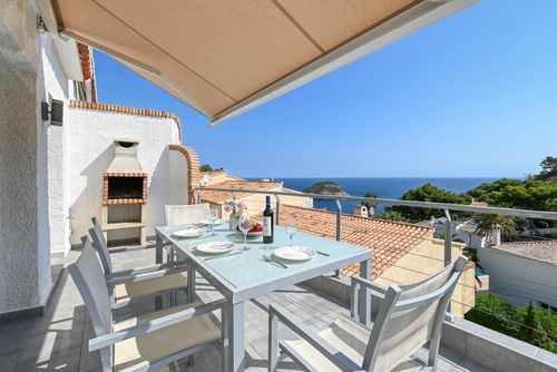 Las Gaviotas II Heerlijk en aangenaam appartement met gemeenschappelijk zwembad in Jávea, Costa Blanca, Spanje voor 4 personen. Het appartement bevindt zich in een residentiële strandwijk....