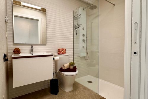 Balcones de Vivi - Casita Soleada Wonderful and comfortable apartment in Los Balcones, Costa Blanca, Spain with a communal pool for 4 persons. The apartment is situated in a coastal and residential area and is close to restaurants and bars, shops and supermarkets....