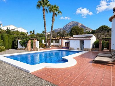 Villa Carlota: Javea, Costa Blanca, Spain. Terrace, Sunbeds and Swimming pool