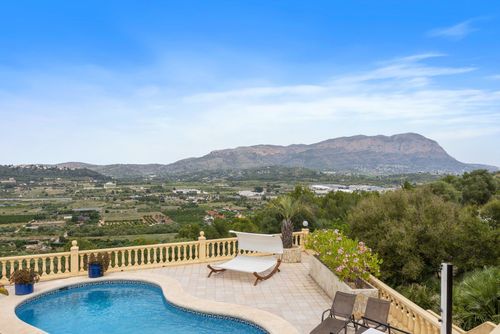 Villa Casa Oliva: Pedreguer, Costa Blanca, Spania. Svømmebasseng, Utendørs spiseplass og med privat basseng og terrasse