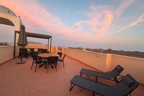 Apartamento Casa Rumah Kita: Aguilas, Murcia, España. Solárium, Hamacas, Azotea y Salón exterior