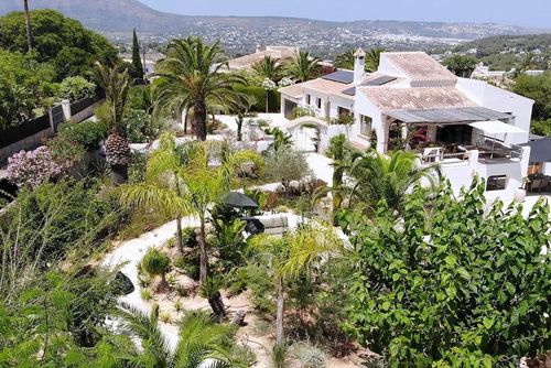 Villa Can Miró: Javea, Costa Blanca, Spanje. Buiten eethoek, Balkon/Terrasse, Zwembad, Tuin en zwembad en Ligbedden