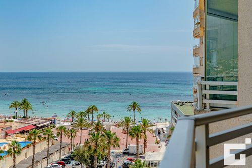 Apolo XVII 22 Apartamento cómodo en Calpe, Costa Blanca, España, con piscina comunitaria para 6 personas. El apartamento está situado cerca de restaurantes y bares, tiendas y supermercados, y se encuentra a 50 m de la playa de La Fossa / Levante....