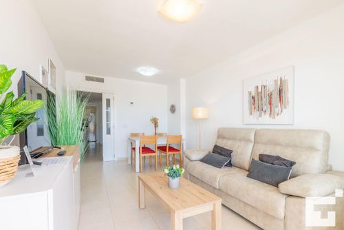 Apolo XIX 34L Appartement confortable avec piscine commune à Calpe, Costa Blanca, Espagne, pour 6 personnes. L'appartement est situé à proximité des restaurants et des bars, des boutiques et des supermarchés, et à 100 m de la plage de La Fossa / Levante....