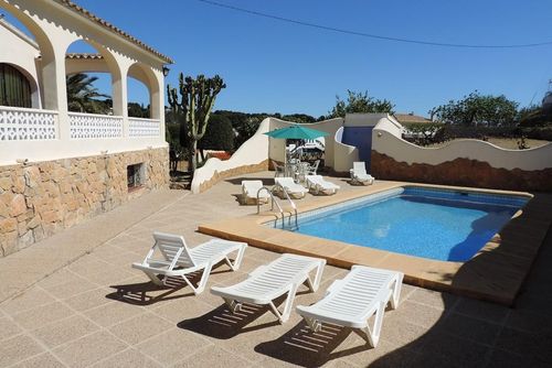 Villa 2010 Vakantiewoning  met privé zwembad in Calpe, Costa Blanca, Spanje voor 12 personen...