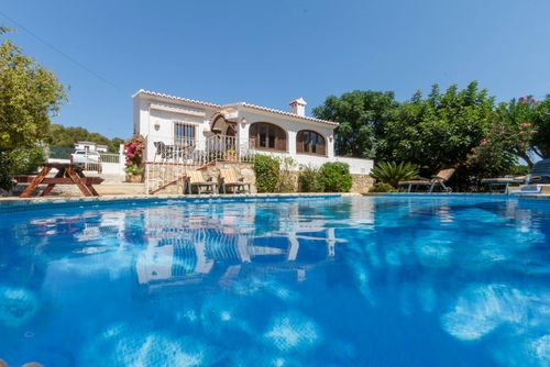 Villa Isabel Villa confortable  con piscina privada en Jávea, Costa Blanca, España para 6 personas...