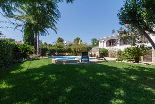 Villa Isabel Villa comfortable  avec piscine privée à Javea, Costa Blanca, Espagne pour 6 personnes...
