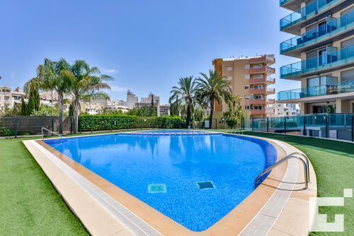 Borumbot 26 Comfortabel appartement in Calpe, Costa Blanca, Spanje met gemeenschappelijk zwembad voor 6 personen. Het appartement is gelegen in een stedelijk gebied, dicht bij restaurants en bars, winkels en supermarkten, en op 200 m van het strand Los Pinos....
