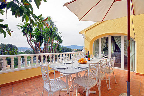 Les Carrasquetes 4 pax Große und schöne Villa mit privatem Pool in Jávea, Costa Blanca, Spanien für 4 Personen. Das Haus liegt in einer Küsten-, Wald- und Wohngegend und in der Nähe von Restaurants und Bars....