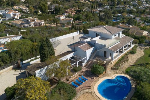 Casa Renata Moderne und komfortable Villa in Xàbia, Costa Blanca, Spanien mit privatem Pool für 10 Personen. Das Haus befindet sich in einer Wohngegend am Strand....