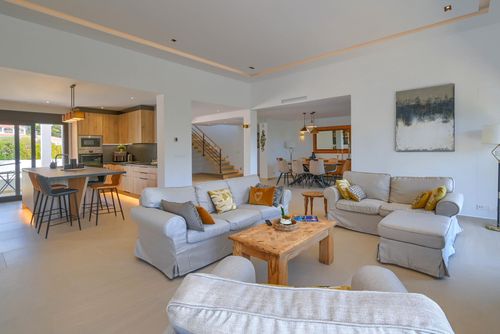 Casa Renata Moderna y confortable villa en Xàbia, Costa Blanca, España con piscina privada para 10 personas. La casa está situada en una zona residencial de playa....