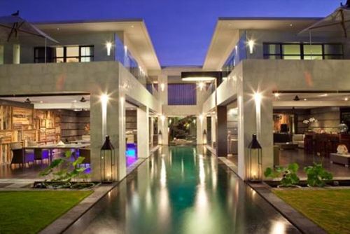 Casa Hannah Moderne und Luxus Villa  mit privatem Pool in Seminyak, auf Bali, Indonesien für 10 Personen...