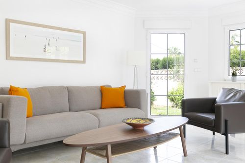 Villa Coral 4 Bequeme Villa mit privatem Pool in Denia, Costa Blanca, Spanien für 4 Personen. Das Haus befindet sich in einer hügeligen und städtischen Umgebung, 2 km vom Strand La Marineta und 3 km vom Stadtzentrum von Denia entfernt....