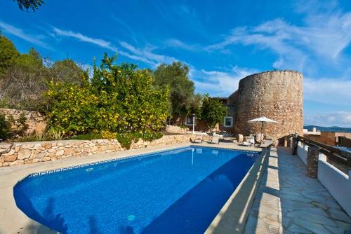 Torbes Villa i San Antonio, Ibiza, Spanien  med privat bassäng för 8 personer...