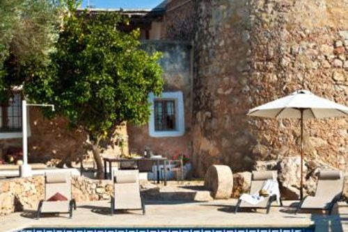 Torbes Villa  dengan kolam renang pribadi di San Antonio, Ibiza, Spain untuk 8 orang...