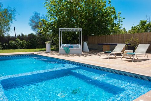 Fluksa Villa comfortable à Jesus, Ibiza, Espagne  avec piscine privée pour 8 personnes...