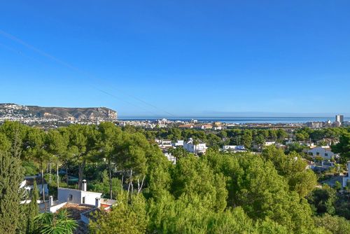 Villa Jarmila 4 pax Beautiful and comfortable villa in Xàbia, Costa Blanca, Spain with private pool for 4 persons. The house is situated in a coastal, hilly, wooded and residential area and at 3 km from El Arenal, Xàbia beach....