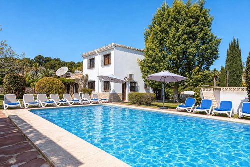 Villa Escocia 6 pax: Javea, Costa Blanca, Spain. Garden, Swimming pool and Sunbeds