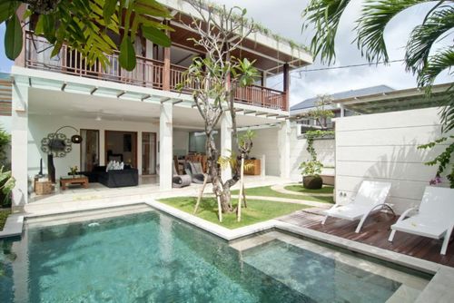 Lumut Moderne en luxe villa in Seminyak, op Bali, Indonesië  met privé zwembad voor 6 personen...