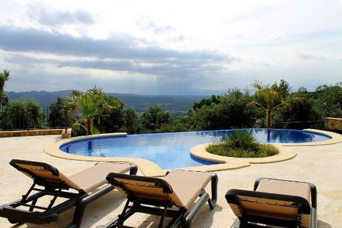 Villa Ojo Azul Moderne en luxe villa in Santa Cristina d'Aro, Catalonië, Spanje  met verwarmd zwembad voor 8 personen...