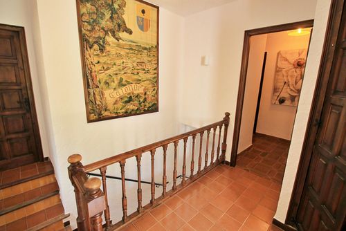 Villa La Vista Vila yang indah dan romantis dengan kolam renang pribadi di Calonge, Catalonia, Spanyol untuk 6 orang. Rumah ini terletak di area hutan, perumahan, dan pegunungan, dekat dengan restoran dan bar serta 4 km dari pantai San Antoni de Calonge....