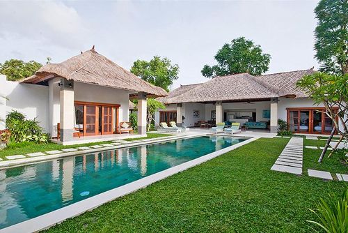 Alore Bella villa di lusso a Seminyak, Bali, in Indonesia  con piscina privata per 12 persone...