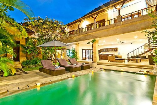 Nakula Bugis Villa bonita y de lujo en Seminyak, Bali, Indonesia  con piscina privada para 4 personas...