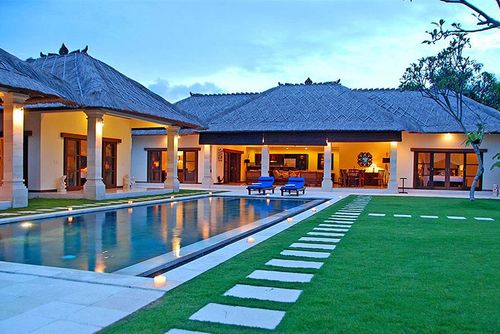 Santai Villa maravillosa y de lujo  con piscina privada en Seminyak, Bali, Indonesia para 8 personas...
