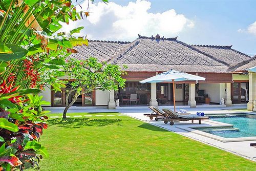 Vara Large and luxury villa  with private pool in Seminyak, Bali, Indonesia for 8 persons...